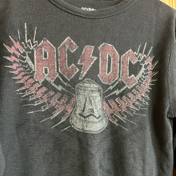 AC/DC Thermal Long Sleeve - Picture 2 of 5